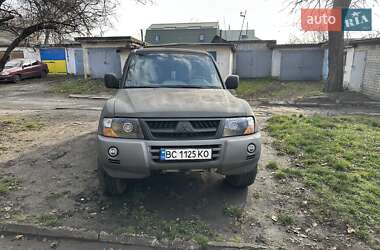 Позашляховик / Кросовер Mitsubishi Pajero 2004 в Першотравенську