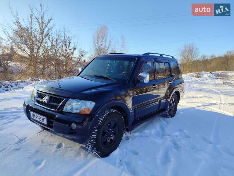 Mitsubishi Pajero 2006