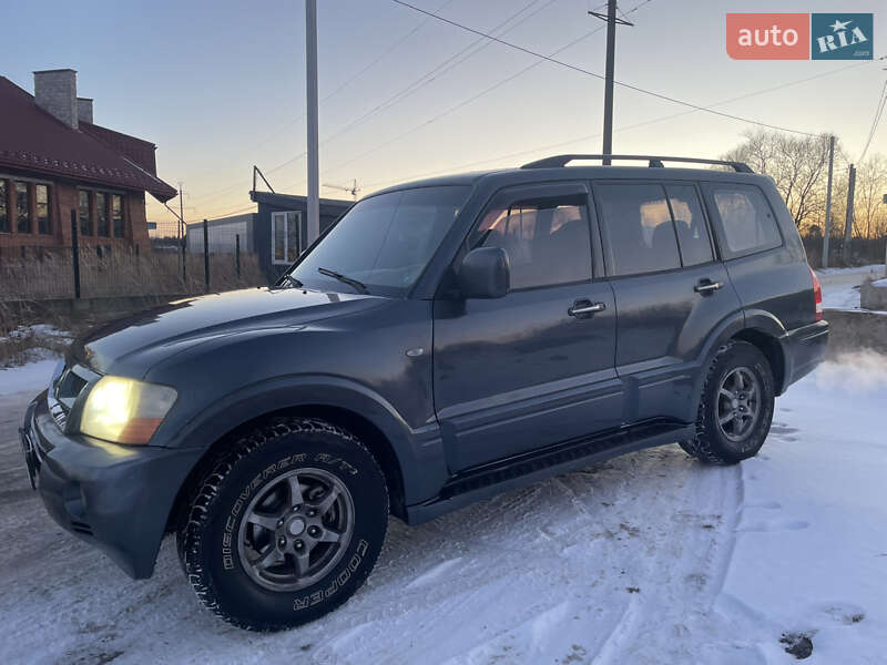 Внедорожник / Кроссовер Mitsubishi Pajero 2006 в Львове