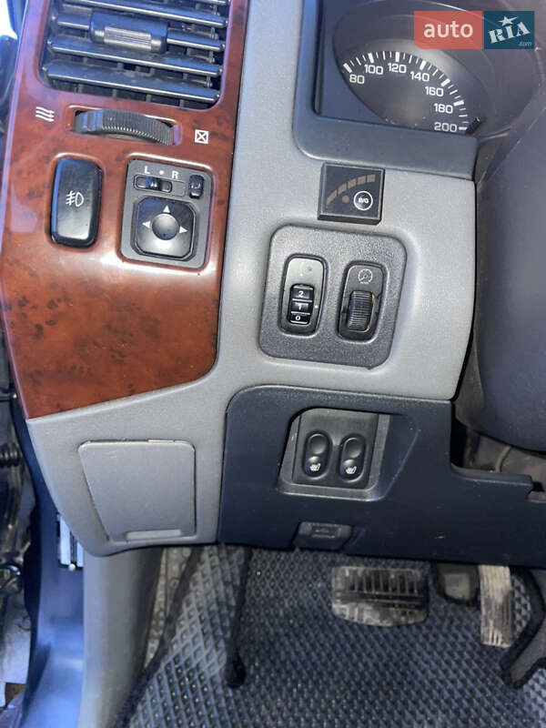 Внедорожник / Кроссовер Mitsubishi Pajero 2006 в Львове