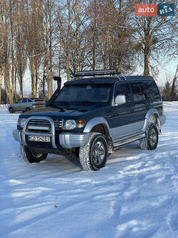 Позашляховик / Кросовер Mitsubishi Pajero 1997 в Тростянці