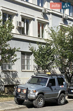 Внедорожник / Кроссовер Mitsubishi Pajero 1992 в Ужгороде