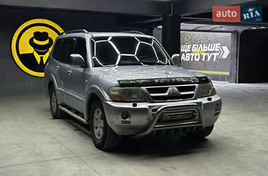 Внедорожник / Кроссовер Mitsubishi Pajero 2006 в Черновцах