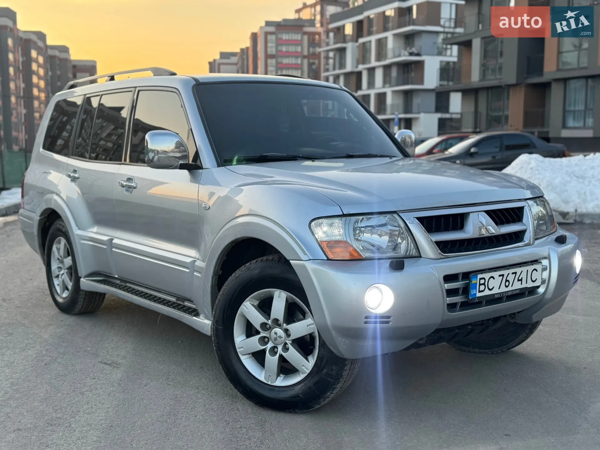 Mitsubishi Pajero 2004