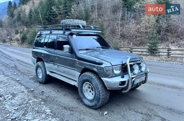 Внедорожник / Кроссовер Mitsubishi Pajero 1999 в Верховине