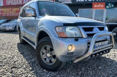 Внедорожник / Кроссовер Mitsubishi Pajero 2006 в Смеле