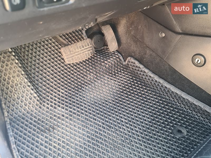 Внедорожник / Кроссовер Mitsubishi Pajero 2007 в Буче