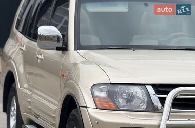 Позашляховик / Кросовер Mitsubishi Pajero 2002 в Мукачевому