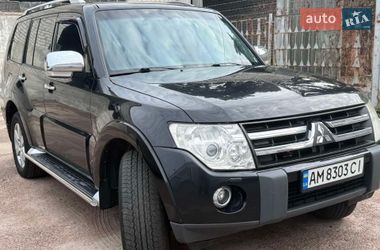 Внедорожник / Кроссовер Mitsubishi Pajero 2008 в Житомире