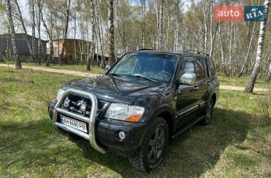 Внедорожник / Кроссовер Mitsubishi Pajero 2003 в Чернигове