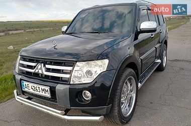 Внедорожник / Кроссовер Mitsubishi Pajero 2008 в Желтых Водах