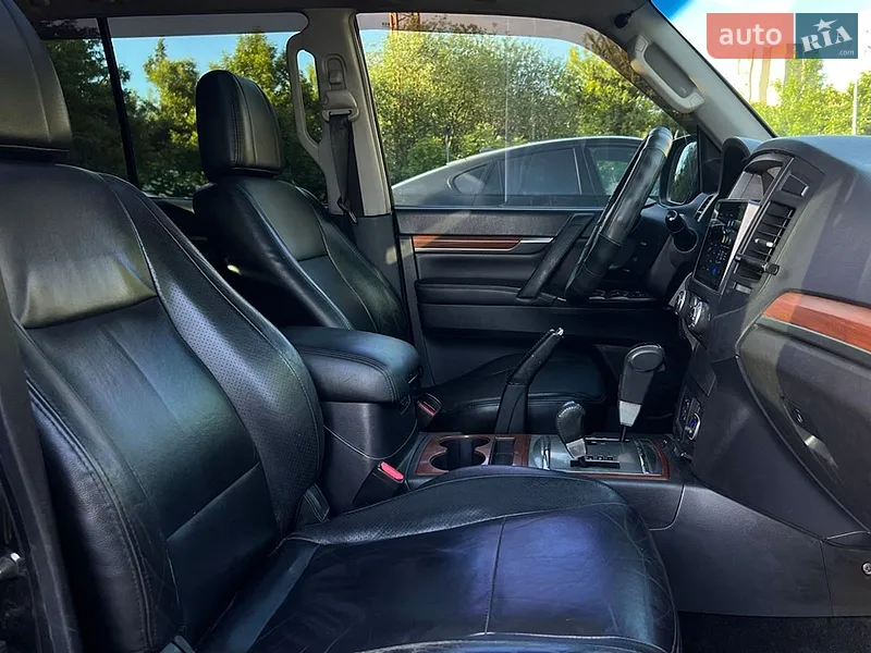 Mitsubishi Pajero 2008 VIN JMYLRV93W8J710914 фото оголошення 21 з 63