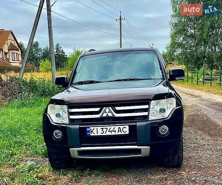 Mitsubishi Pajero 2008