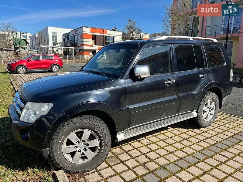 Mitsubishi Pajero 2007