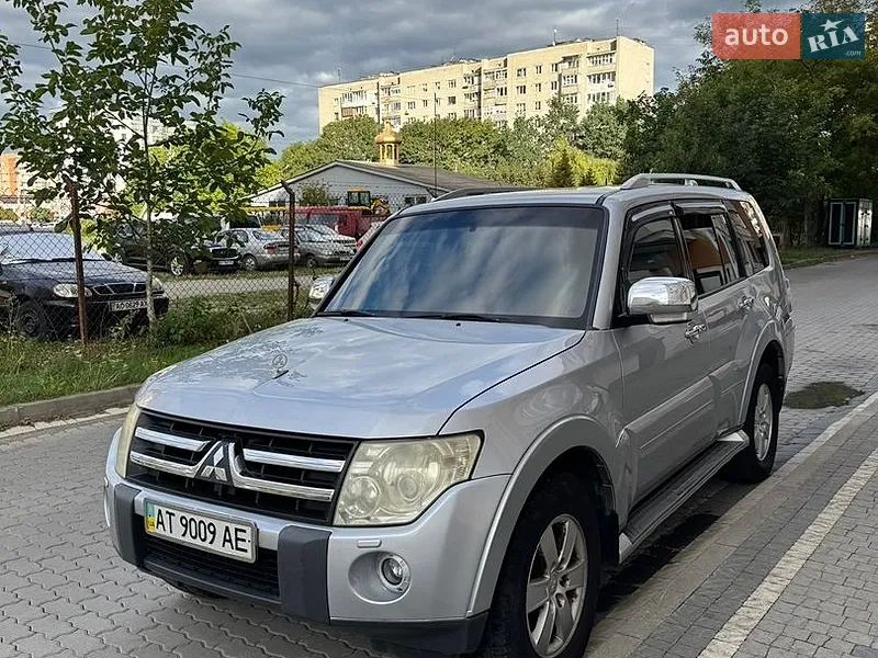 Mitsubishi Pajero 2008