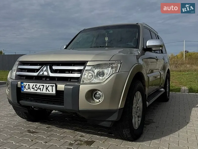 Mitsubishi Pajero 2007