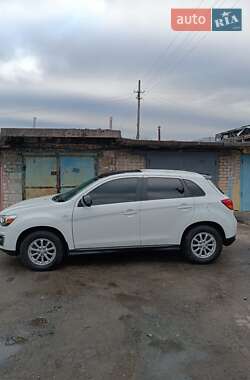 Mitsubishi RVR 2015