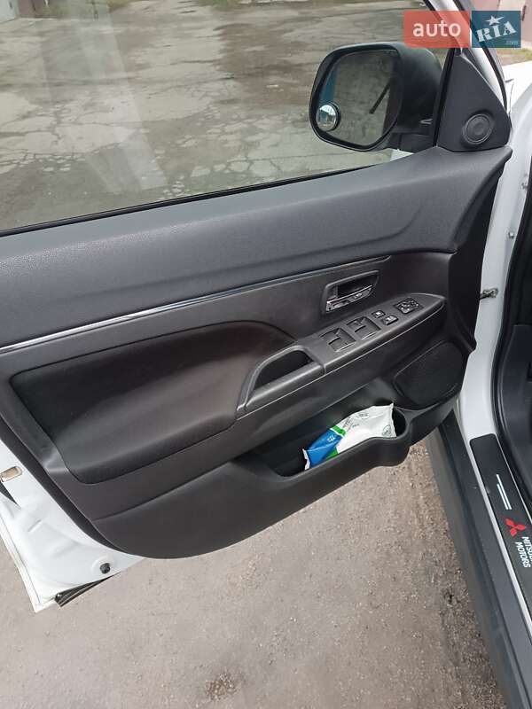 Внедорожник / Кроссовер Mitsubishi RVR 2015 в Павлограде фото 15 Внедорожник / Кроссовер Mitsubishi RVR 2015 в Павлограде