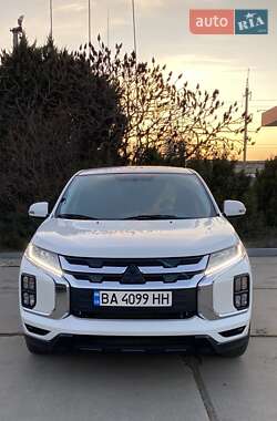 Mitsubishi RVR 2021
