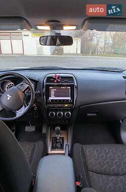 Внедорожник / Кроссовер Mitsubishi RVR 2021 в 