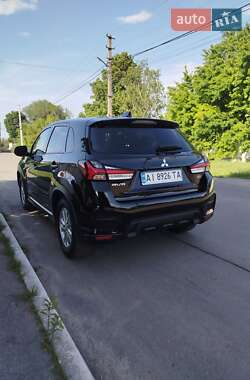 Внедорожник / Кроссовер Mitsubishi RVR 2021 в 