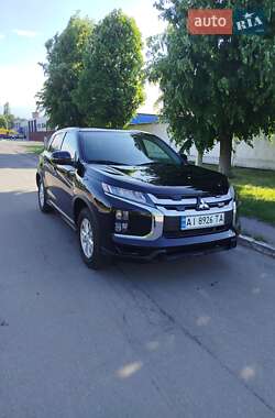 Внедорожник / Кроссовер Mitsubishi RVR 2021 в 