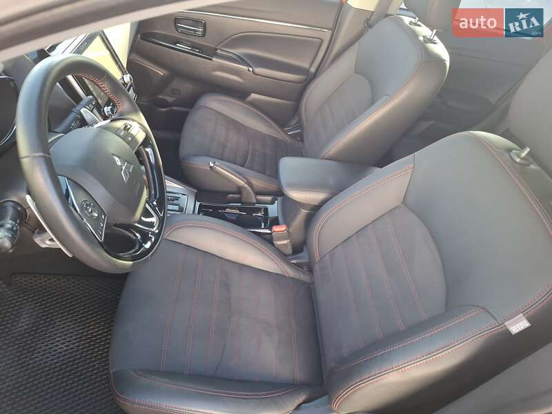 Внедорожник / Кроссовер Mitsubishi RVR 2020 в Полтаве