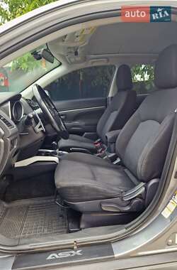 Внедорожник / Кроссовер Mitsubishi RVR 2011 в 