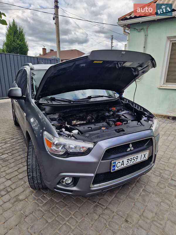 Внедорожник / Кроссовер Mitsubishi RVR 2011 в Кривом Роге