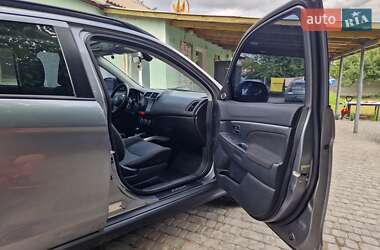 Внедорожник / Кроссовер Mitsubishi RVR 2011 в 