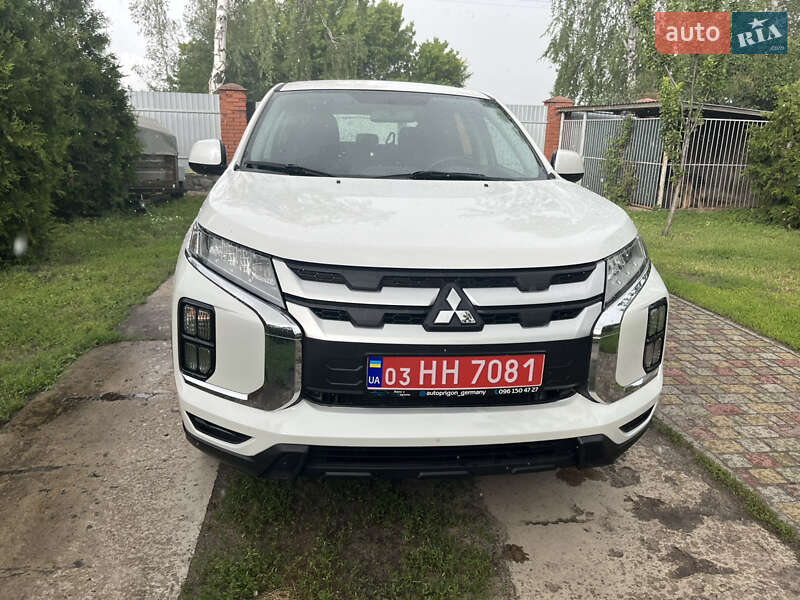 Внедорожник / Кроссовер Mitsubishi RVR 2020 в 