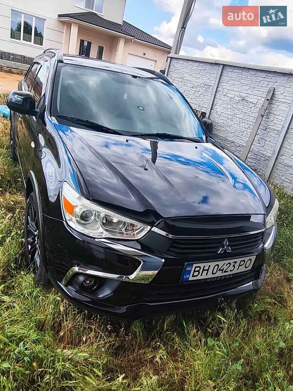 Внедорожник / Кроссовер Mitsubishi RVR 2017 в Одессе