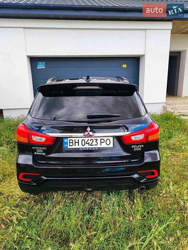 Внедорожник / Кроссовер Mitsubishi RVR 2017 в Одессе