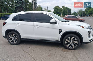 Внедорожник / Кроссовер Mitsubishi RVR 2020 в 