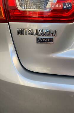 Позашляховик / Кросовер Mitsubishi RVR 2014 в 