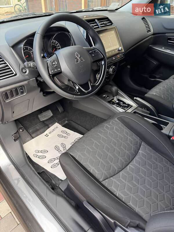 Внедорожник / Кроссовер Mitsubishi RVR 2024 в Львове фото 44 Внедорожник / Кроссовер Mitsubishi RVR 2024 в Львове
