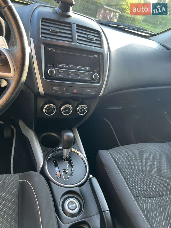 Внедорожник / Кроссовер Mitsubishi RVR 2014 в Ровно фото 12 Внедорожник / Кроссовер Mitsubishi RVR 2014 в Ровно