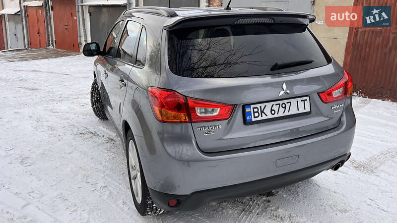 Позашляховик / Кросовер Mitsubishi RVR 2014 в Рівному