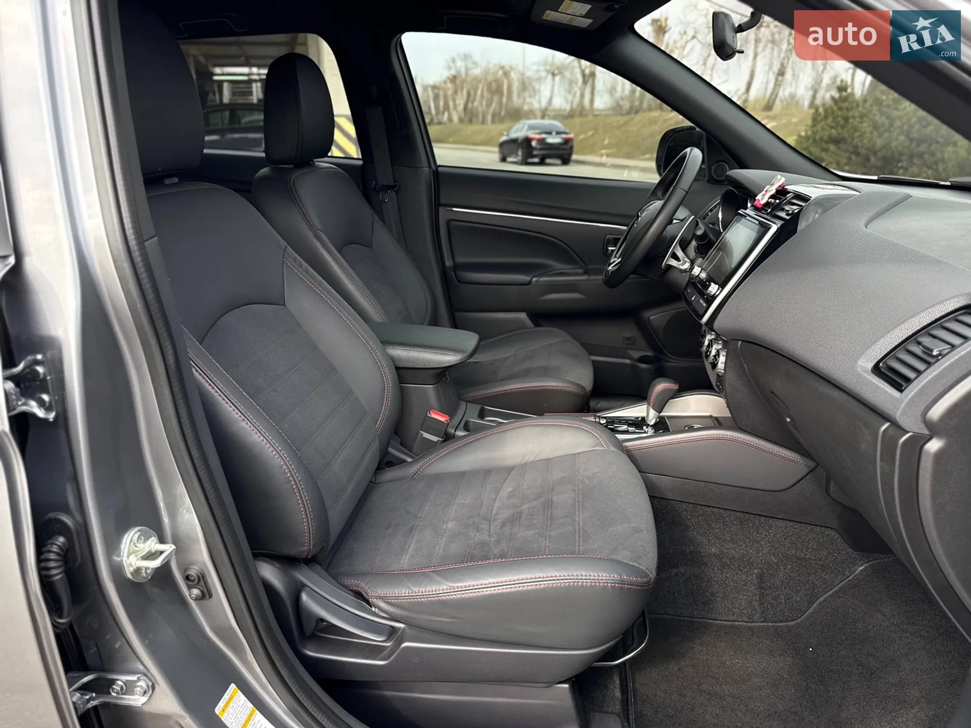 2022 Mitsubishi RVR - мініатюра 16