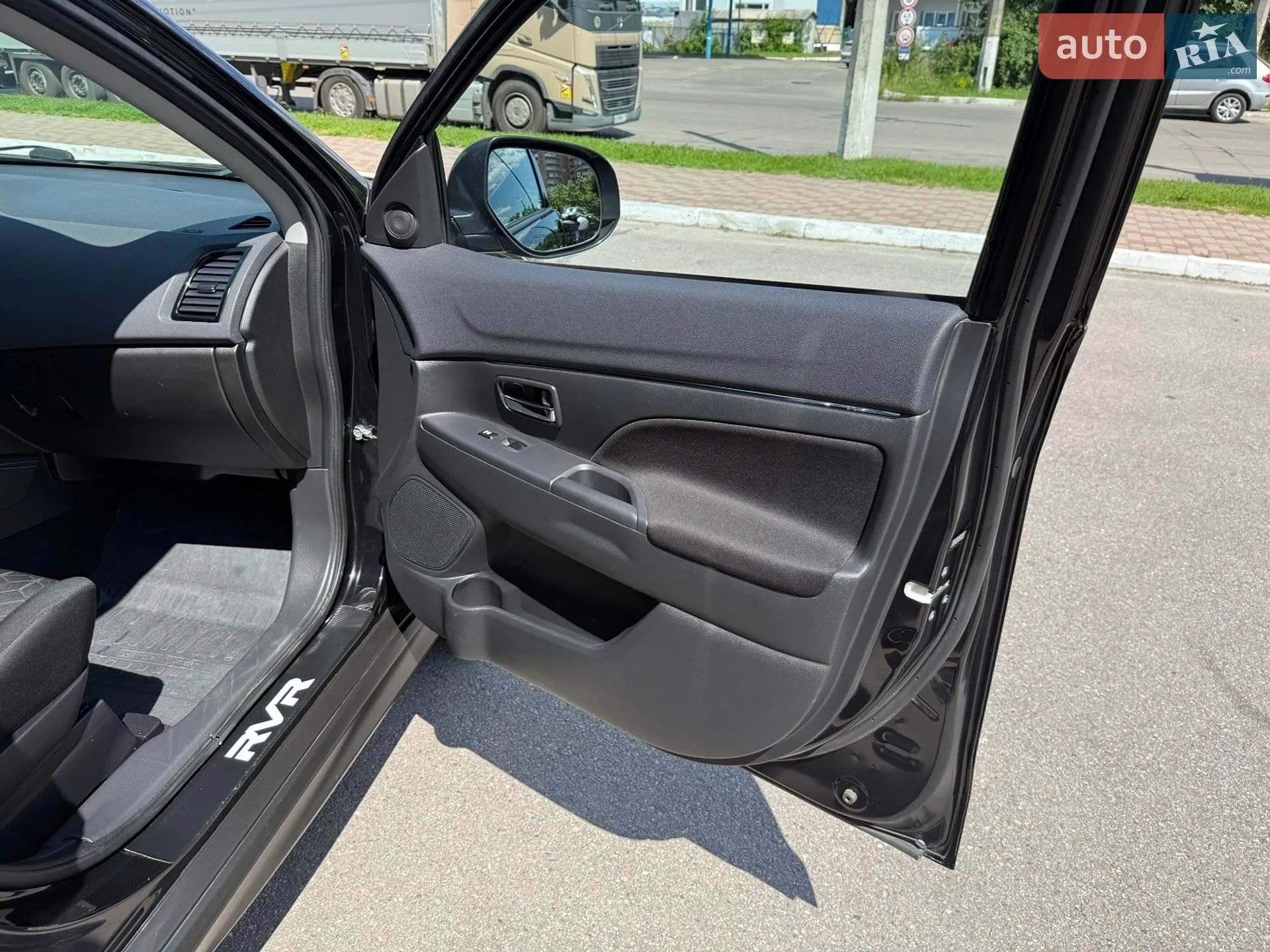 2021 Mitsubishi RVR - мініатюра 28