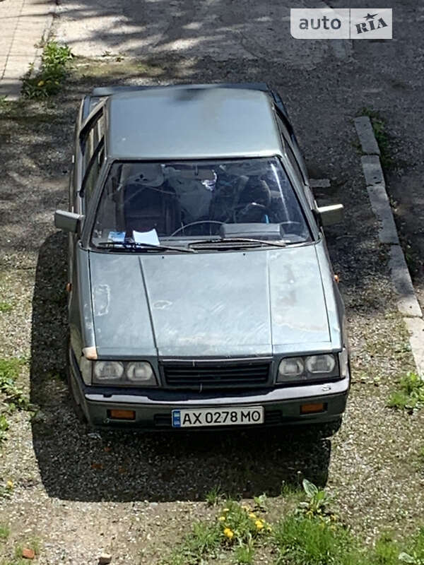 Седан Mitsubishi Sapporo 1987 в Харькове