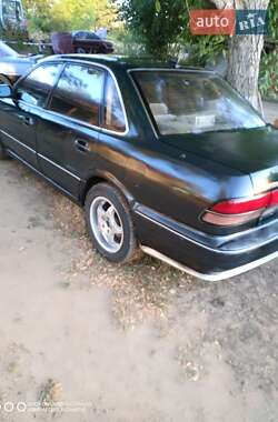 Седан Mitsubishi Sigma 1991 в 