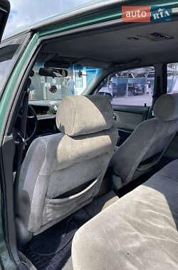 Седан Mitsubishi Sigma 1993 в 