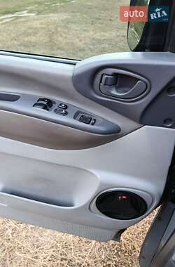 Минивэн Mitsubishi Space Gear 1999 в 
