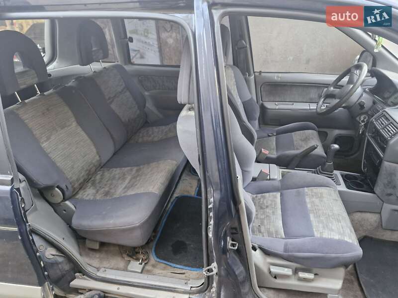 Минивэн Mitsubishi Space Runner 1994 в Одессе
