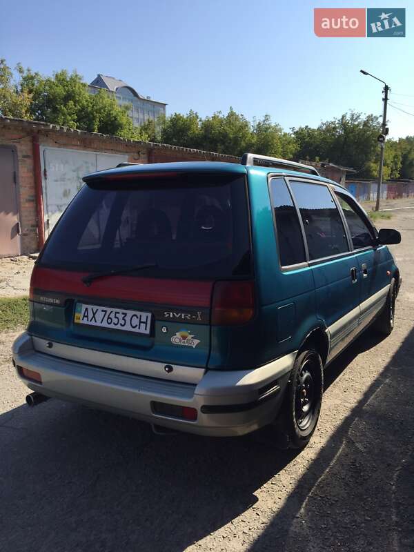 Минивэн Mitsubishi Space Runner 1996 в Харькове