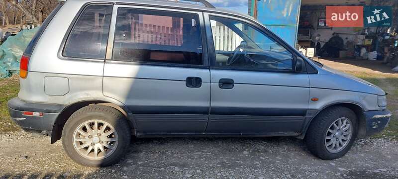 Минивэн Mitsubishi Space Runner 1993 в Белой Церкви фото 2 Минивэн Mitsubishi Space Runner 1993 в Белой Церкви