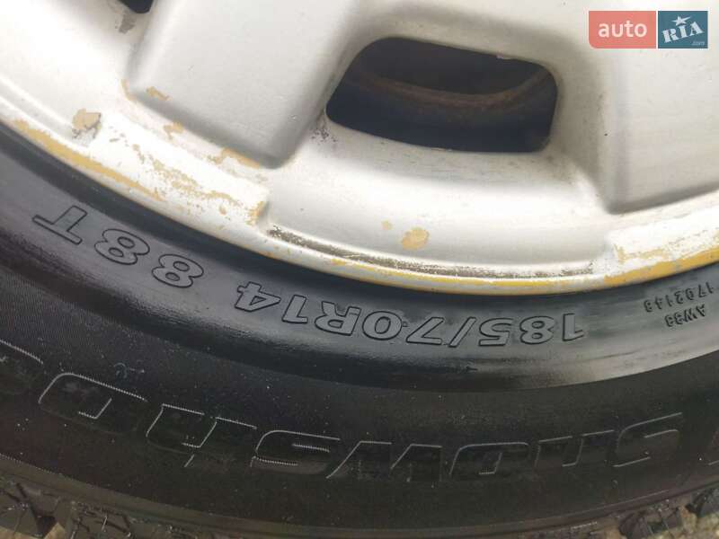 Минивэн Mitsubishi Space Runner 1993 в Белгороде-Днестровском