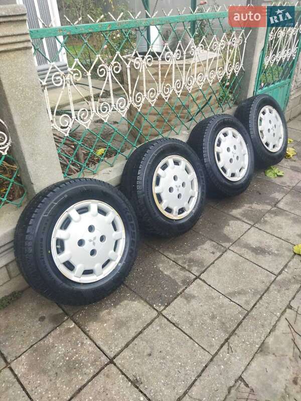 Минивэн Mitsubishi Space Runner 1993 в Белгороде-Днестровском