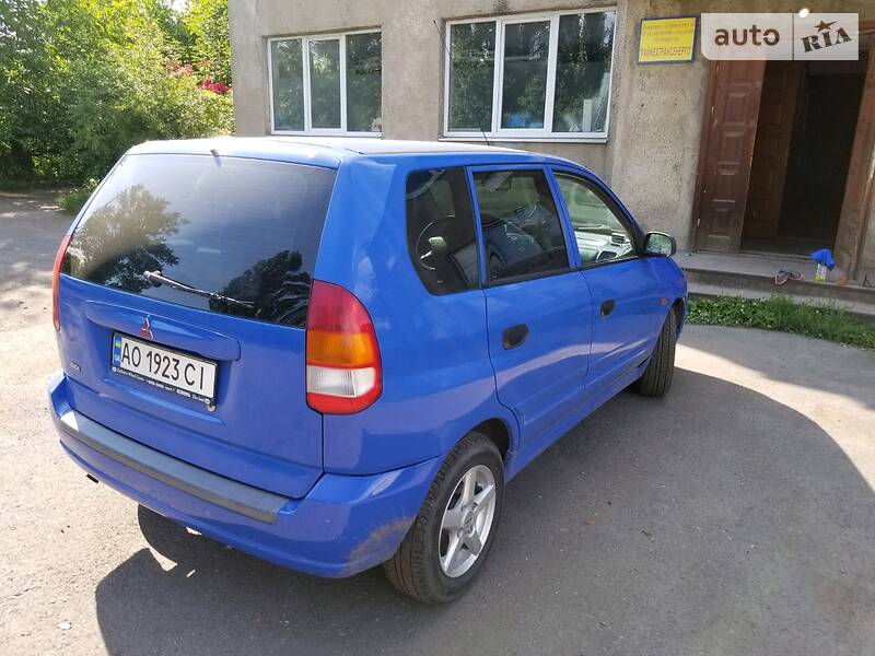Минивэн Mitsubishi Space Star 2000 в Ужгороде